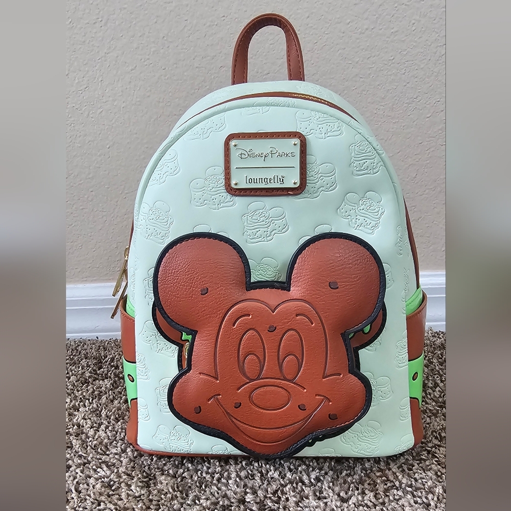 NWOT Loungefly Disney Parks 2024 Mickey Mouse Ice Cream Sandwich Mini Backpack
